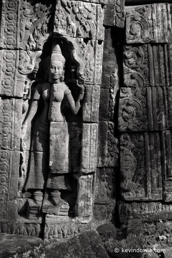 Fractured Apsara, Ta Prohm